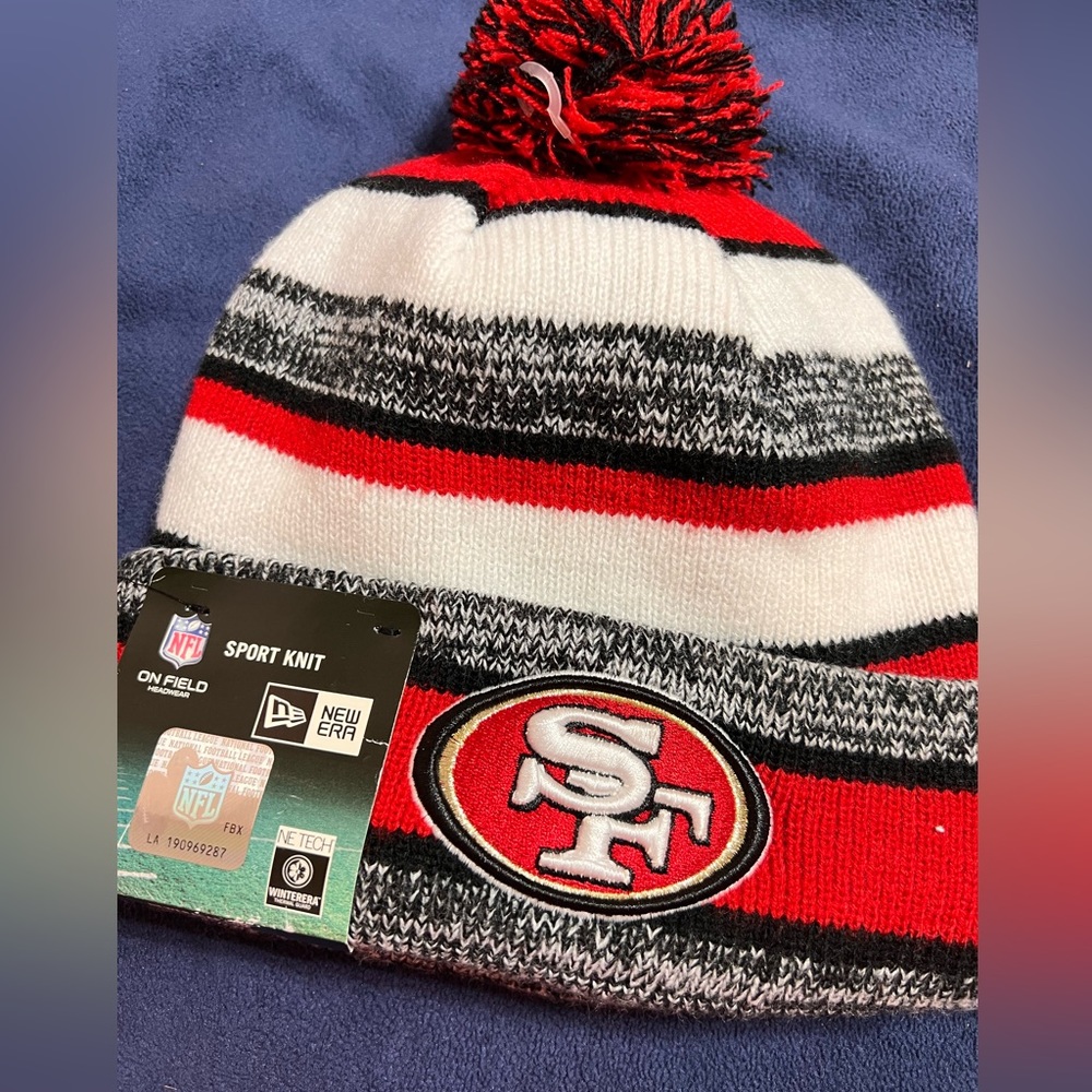 San Francisco 49ers New Era knit pom hat beanie NEW tags Authentic On Field